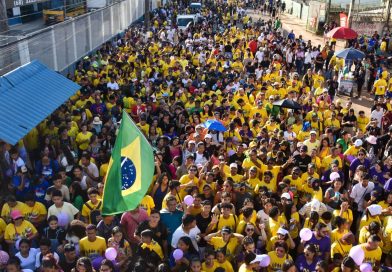 Número de evangélicos no Brasil triplica em 3 décadas