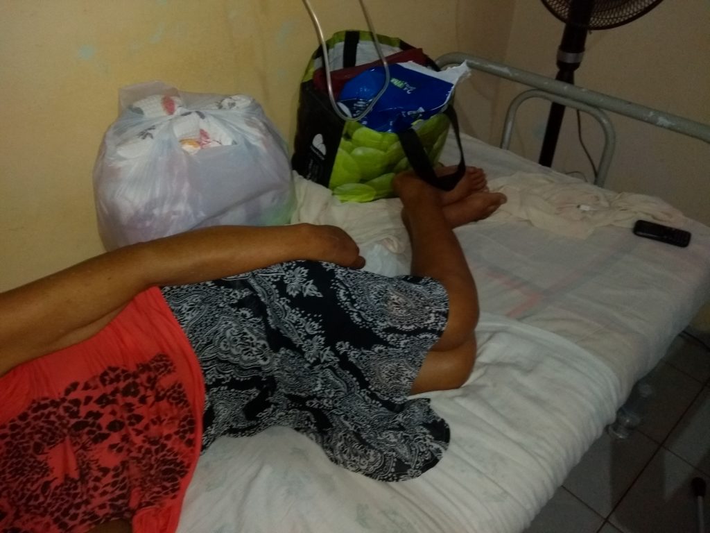 Pacientes internados no hospital de Corrente agonizam no calor infernal