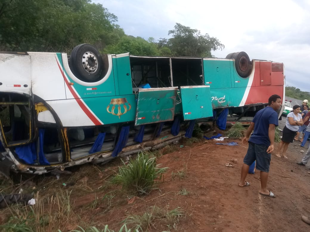 Acidente com ônibus da Princesa do Sul mata cinco passageiros