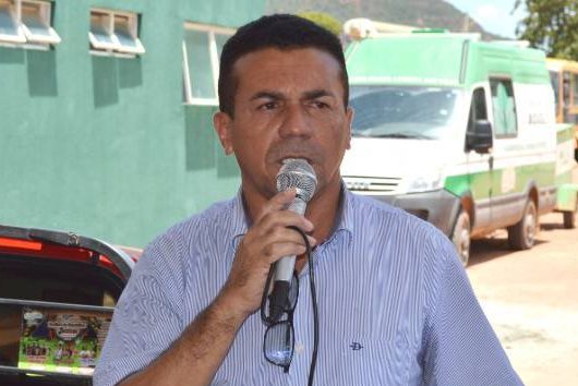 Prefeito de Currais publica Decreto que proíbe instalação de internet na cidade
