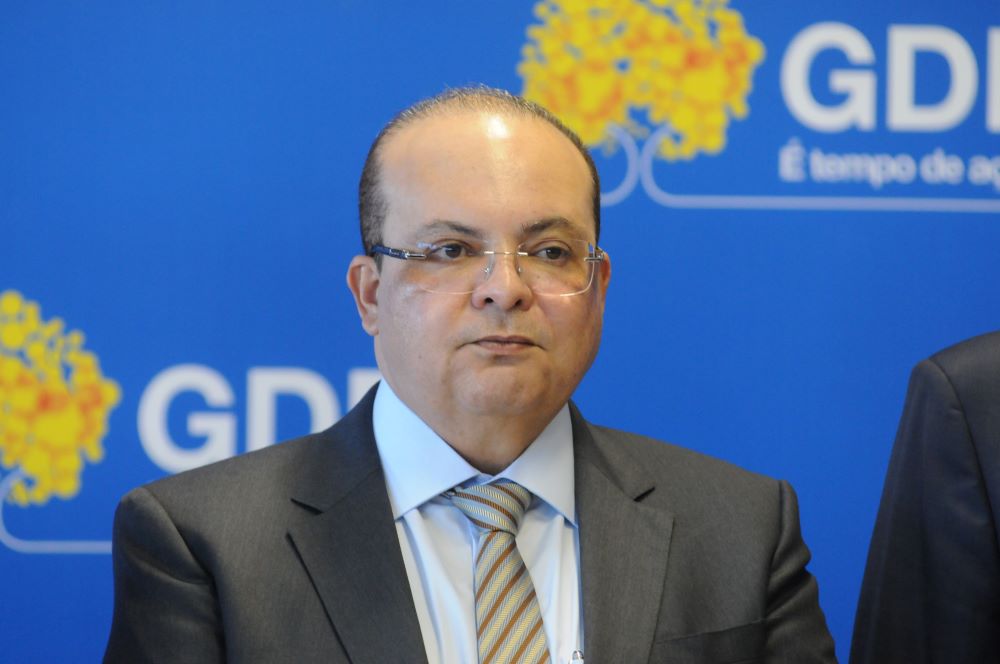 Governador do DF quer ajudar Piauí a construir hospital em Corrente