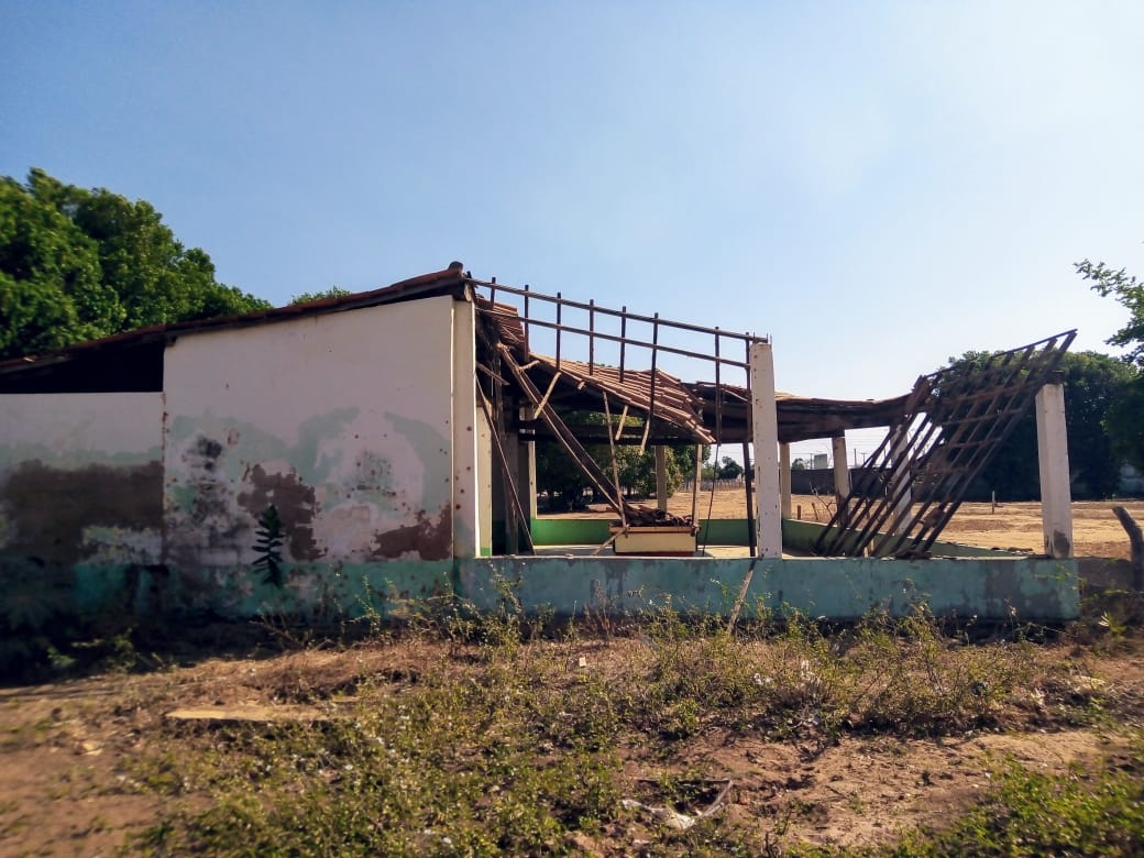 Parque de vaquejada de Curimatá está abandonado  