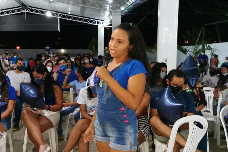 Bom Jesus- Juventude reúne e faz sabatina com a candidata Clédja Benvindo