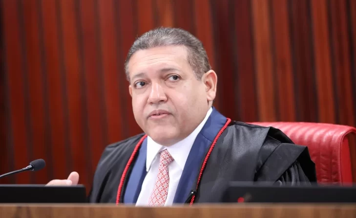 Nunes Marques assume vice-presidência do TSE hoje (03) e pode comandar eleições de 2026
