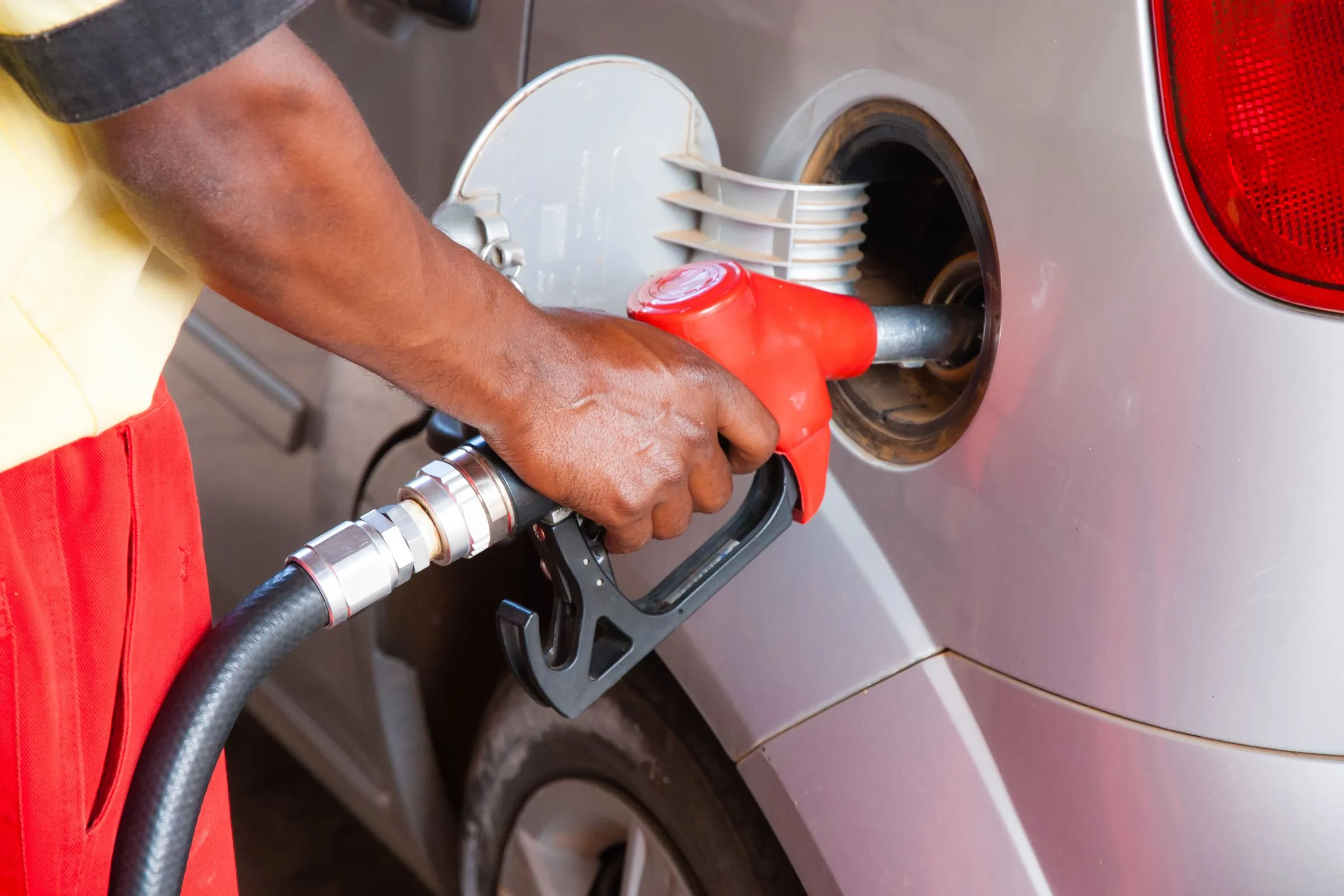 Petrobras aumenta preço da gasolina e do gás de cozinha