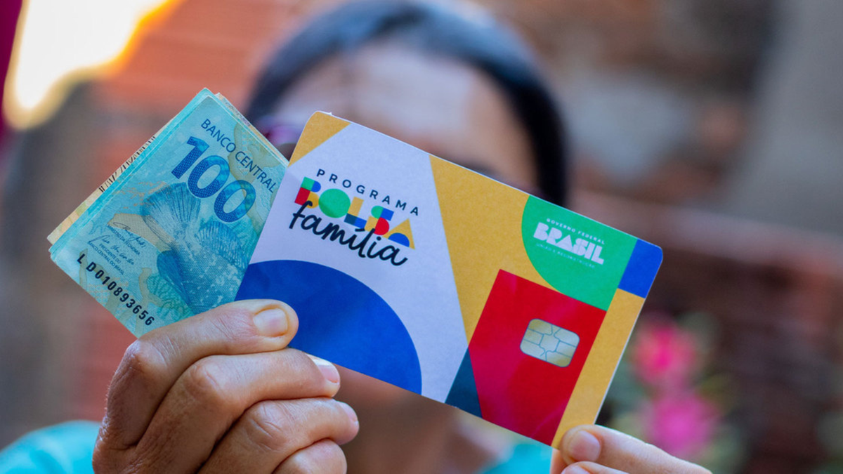 Governo vai cortar R$ 10,5 bilhões no INSS e R$ 2,3 bilhões no Bolsa Família