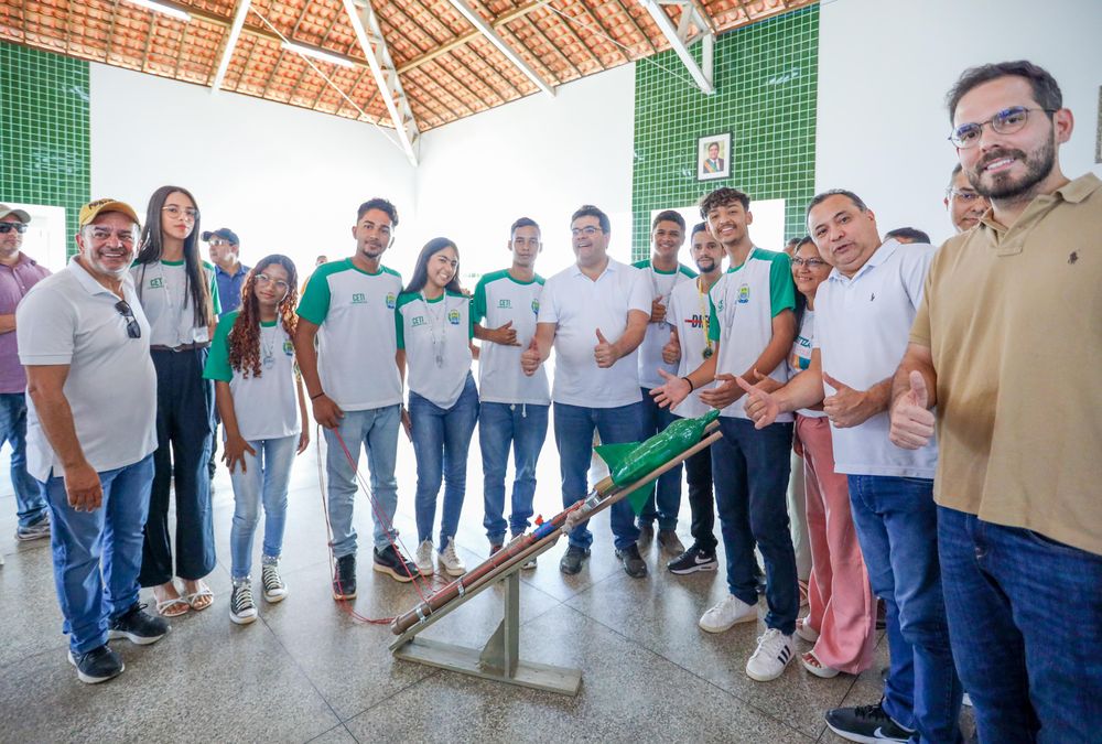 Rafael Fonteles entrega reforma de escola que vai beneficiar mais de 280 estudantes em Alvorada do Gurguéia