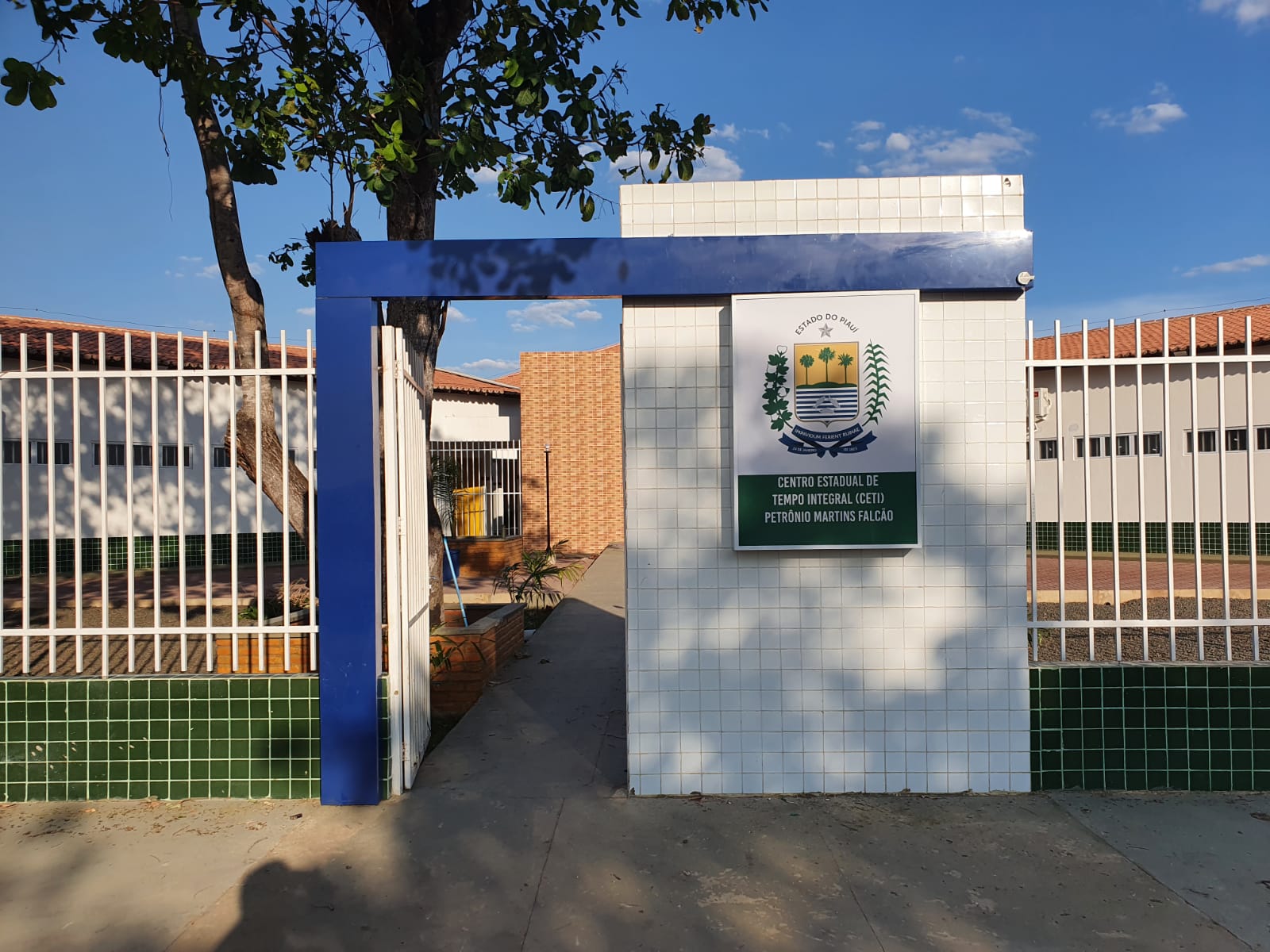Governo do Estado entrega reforma, modernização e climatização de escola em Alvorada do Gurguéia no sábado (14)