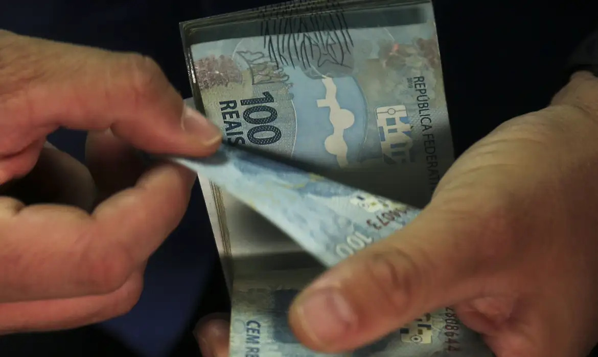 Piauí- Veja quais municípios pagam maiores salários aos prefeitos