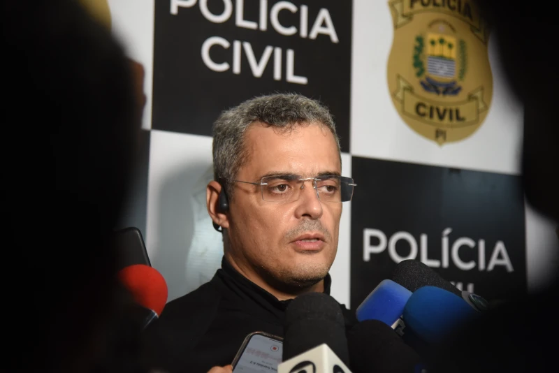 Pai de aluna que atirou em ex-namorado pode responder por filha ter tido acesso à arma