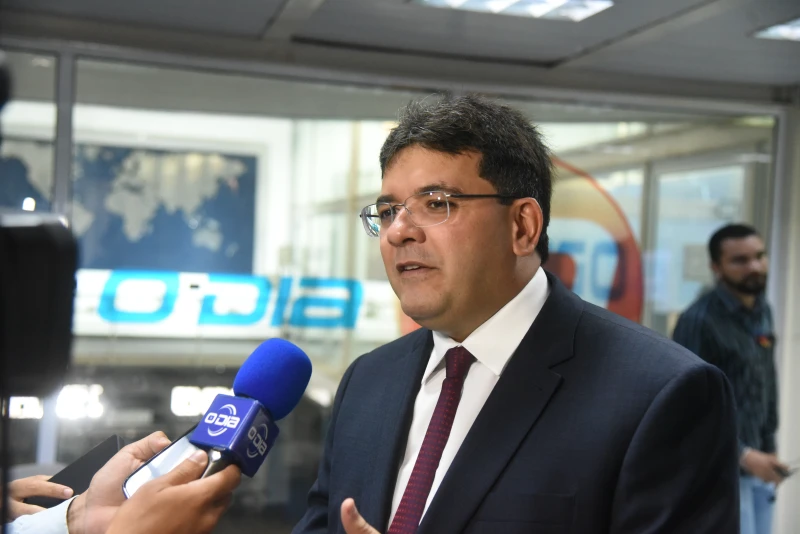 Piauí pagará 14º Salário a professores e servidores de escolas que atingirem a meta do IDEB em 2025