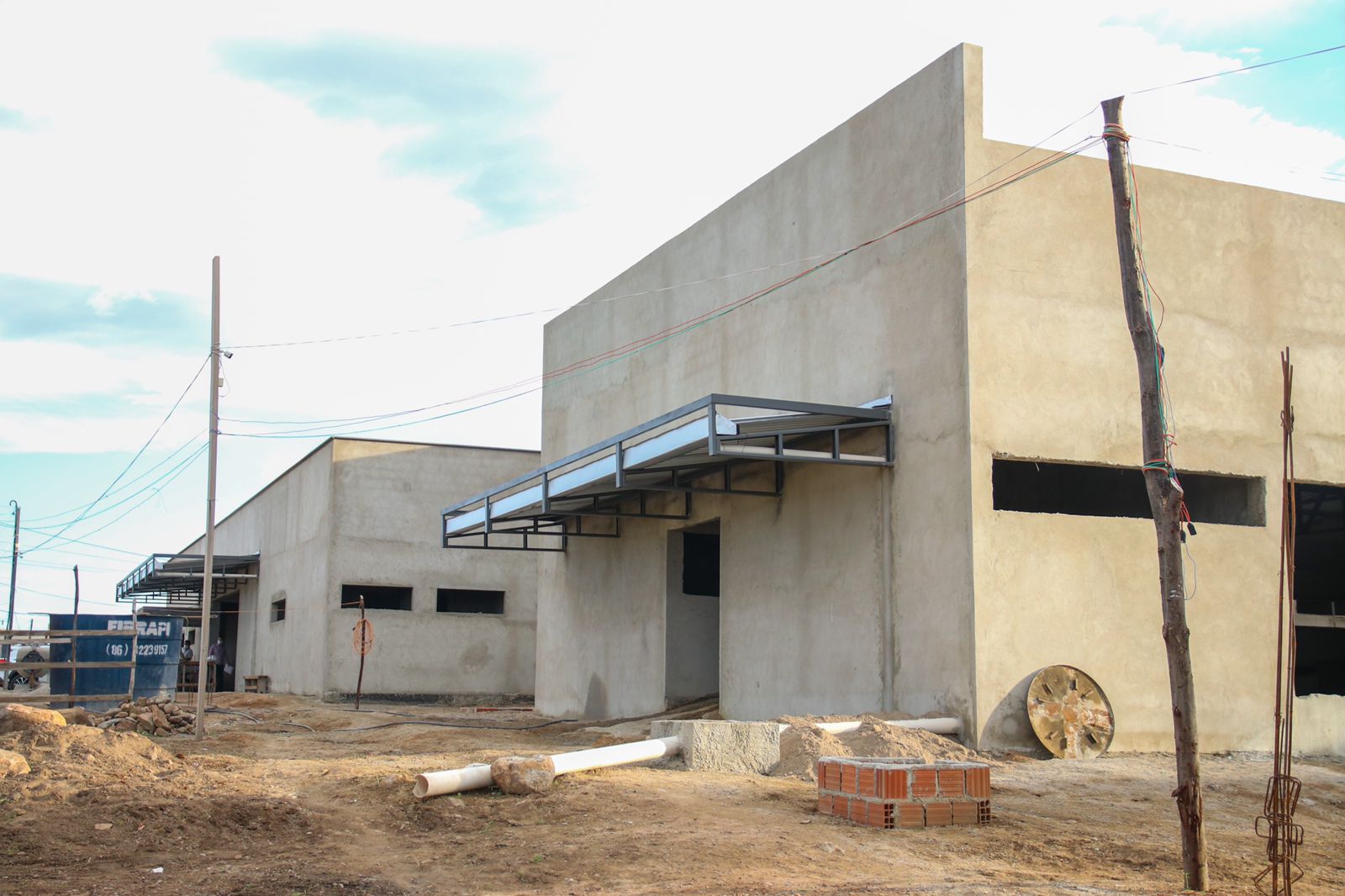 Metade das obras públicas federais no Piauí estão paralisadas, revela TCU