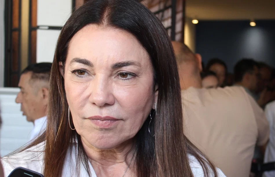Margarete Coelho critica gastos do Governo do Estado com bandeiras e saúde digital
