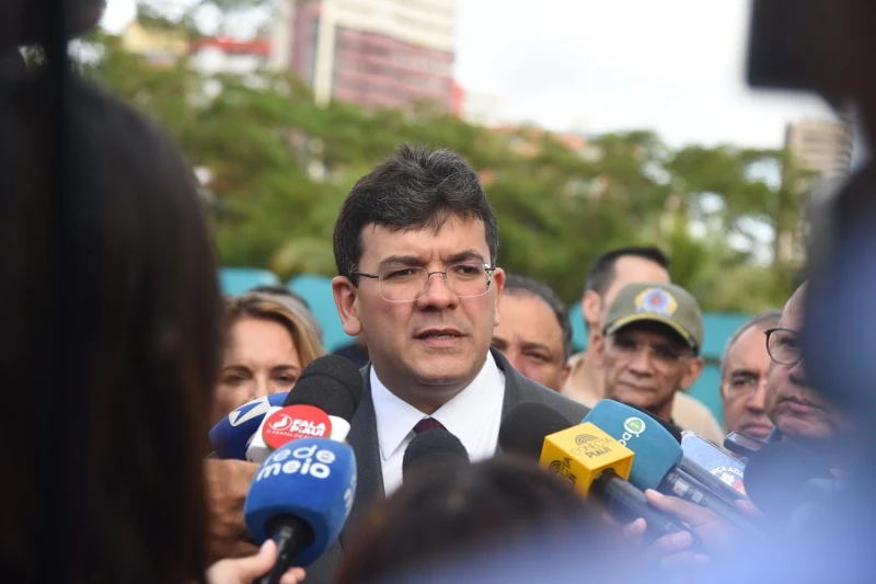 Rafael defende fidelidade partidária após desfiliação de prefeito do PT