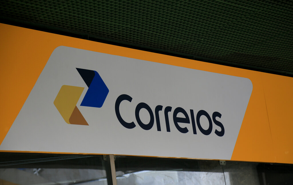 Correios preveem fechar mil agências e 15 mil demissões