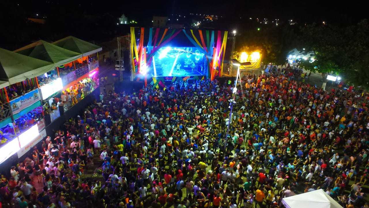 TCE-PI cobra prioridade à educação e pode punir gastos de prefeituras com shows