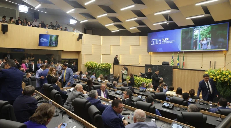 Cláusula de barreira reduz número de partidos na Alepi e redesenha o mapa político do Piauí