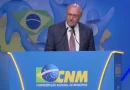 Alckmin é vaidado na abertura da Marcha dos Prefeitos em Brasília