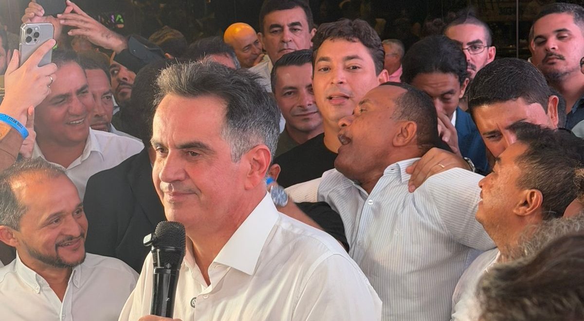 Ciro Nogueira reúne cerca de 100 prefeitos em jantar em Brasília