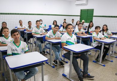 Governo do Piauí premia as 10 escolas estaduais com melhores resultados no Enem 2025 nesta segunda