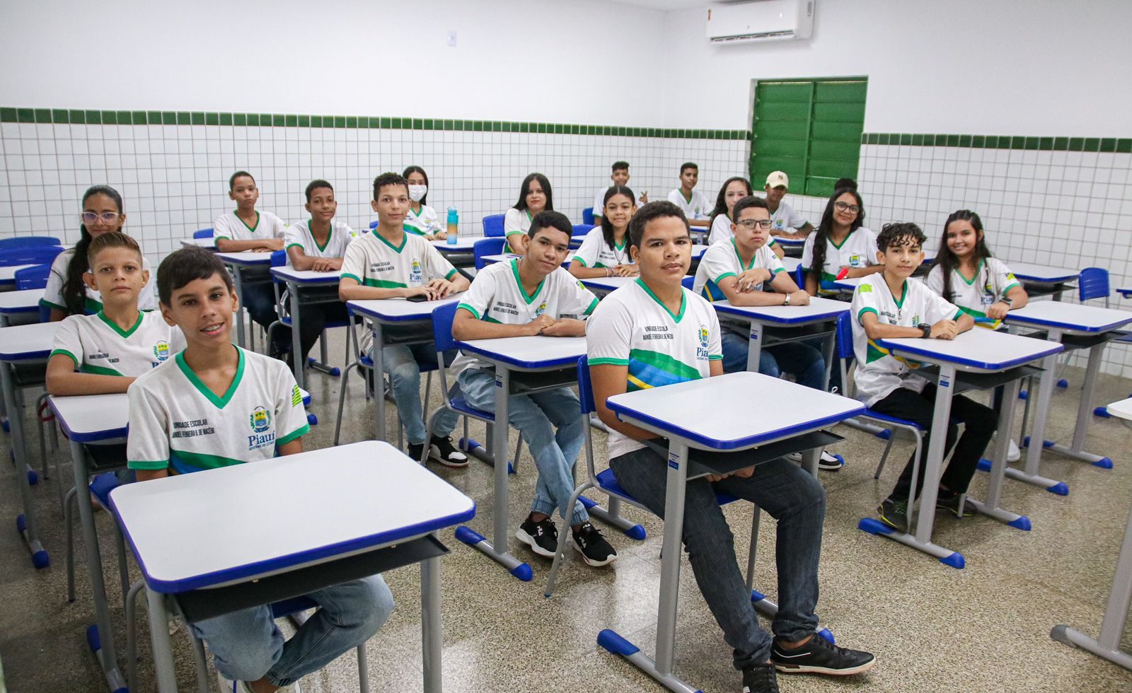 Governo do Piauí premia as 10 escolas estaduais com melhores resultados no Enem 2025 nesta segunda