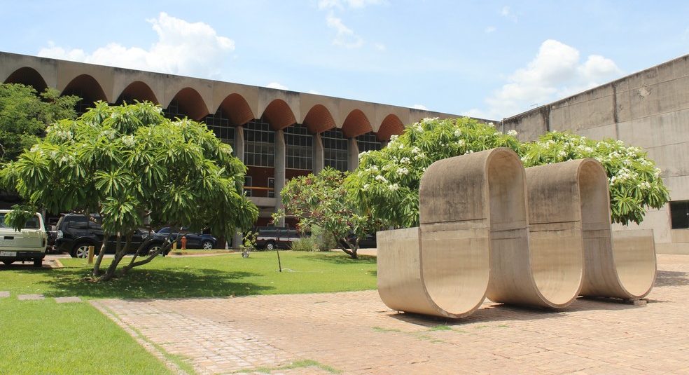 Assembleia aprova empréstimos do governo do Piauí no valor de R$ 1,5 bilhão