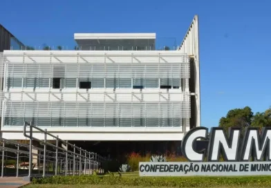 Prefeitos de todo o país são convocados para novo ato em Brasília