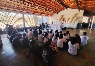 Corrente recebe apresentações infantis gratuitas sobre educação ambiental e preservação do meio ambiente