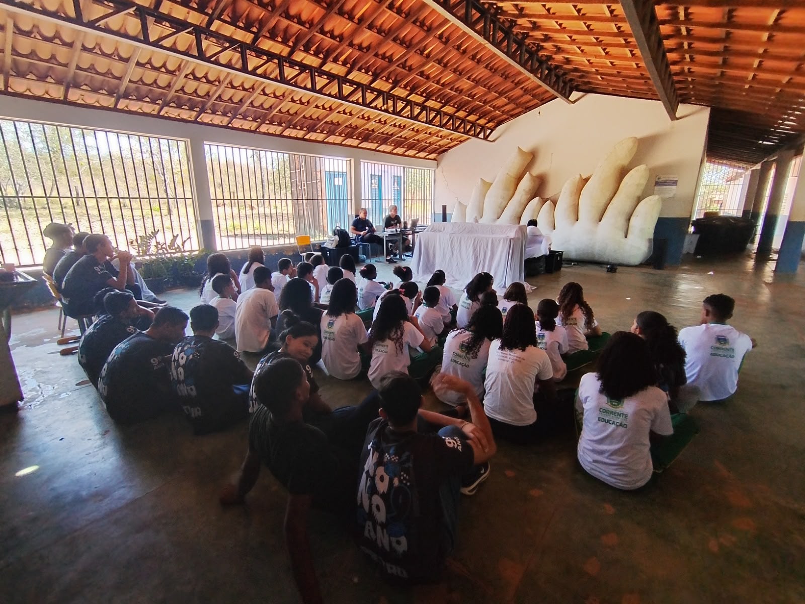Corrente recebe apresentações infantis gratuitas sobre educação ambiental e preservação do meio ambiente
