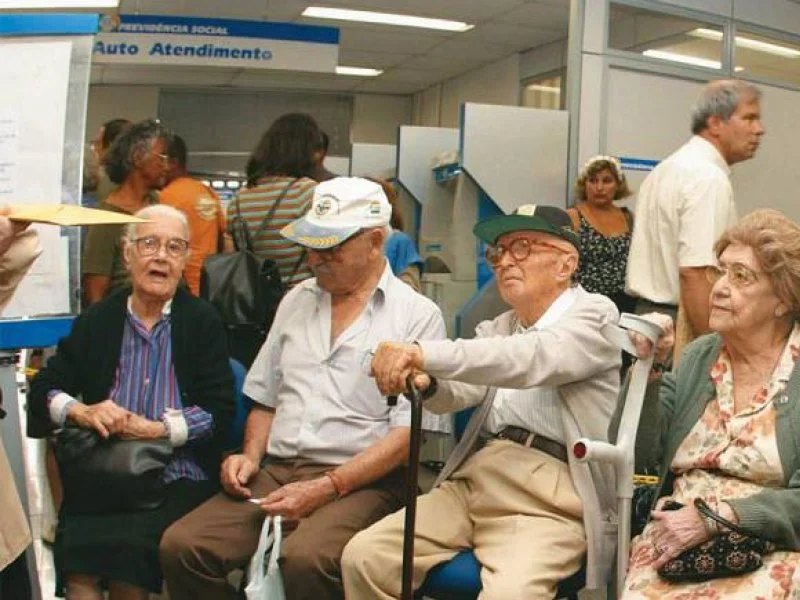 Aposentados e pensionistas do Piauí podem ter benefício bloqueado