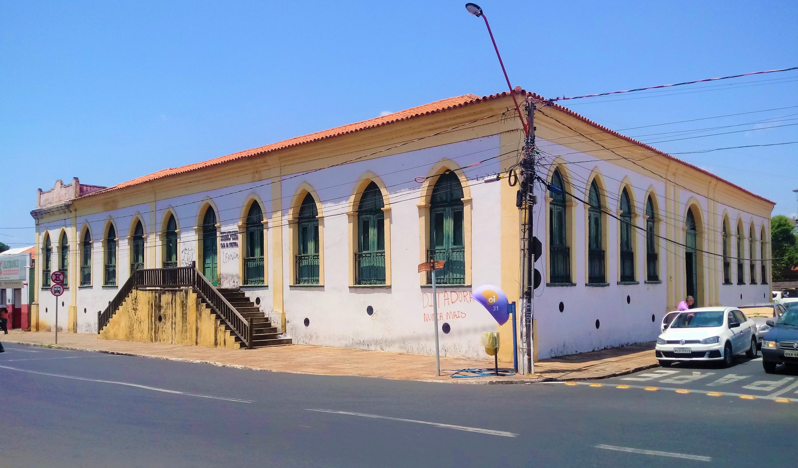 Grupo faz ato pela restauração da Casa Barão de Gurguéia