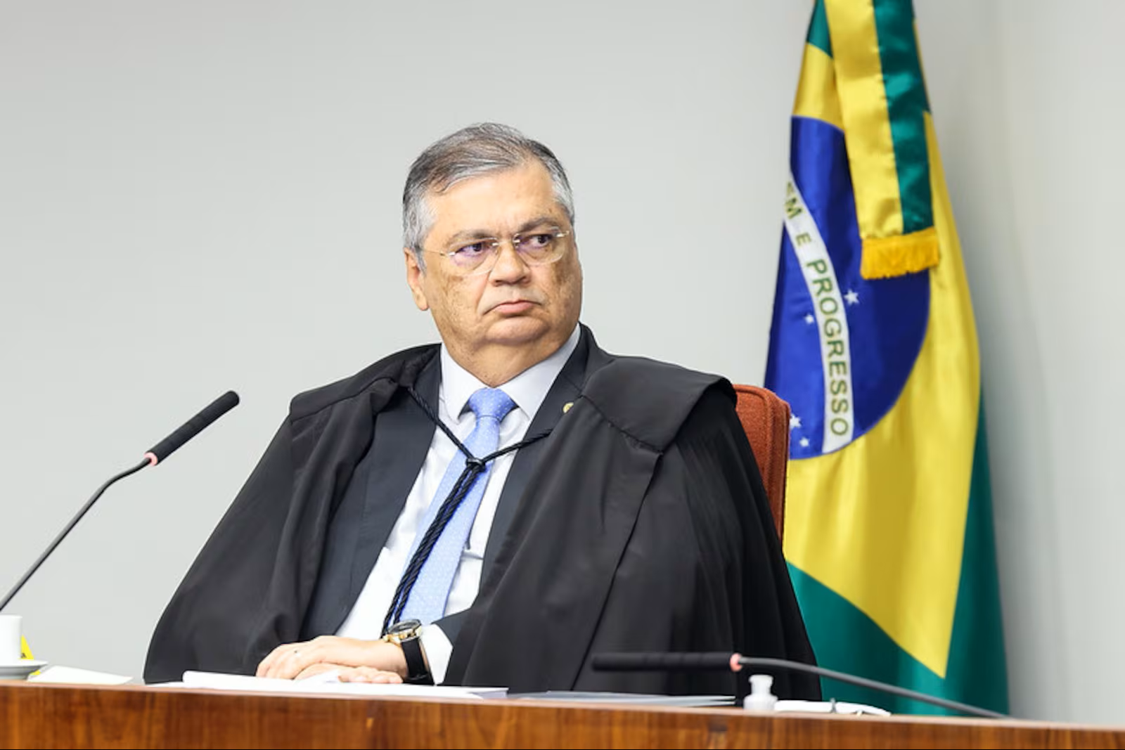 Flávio Dino determina retorno de Andrei Rodrigues ao cargo de diretor-geral da PF