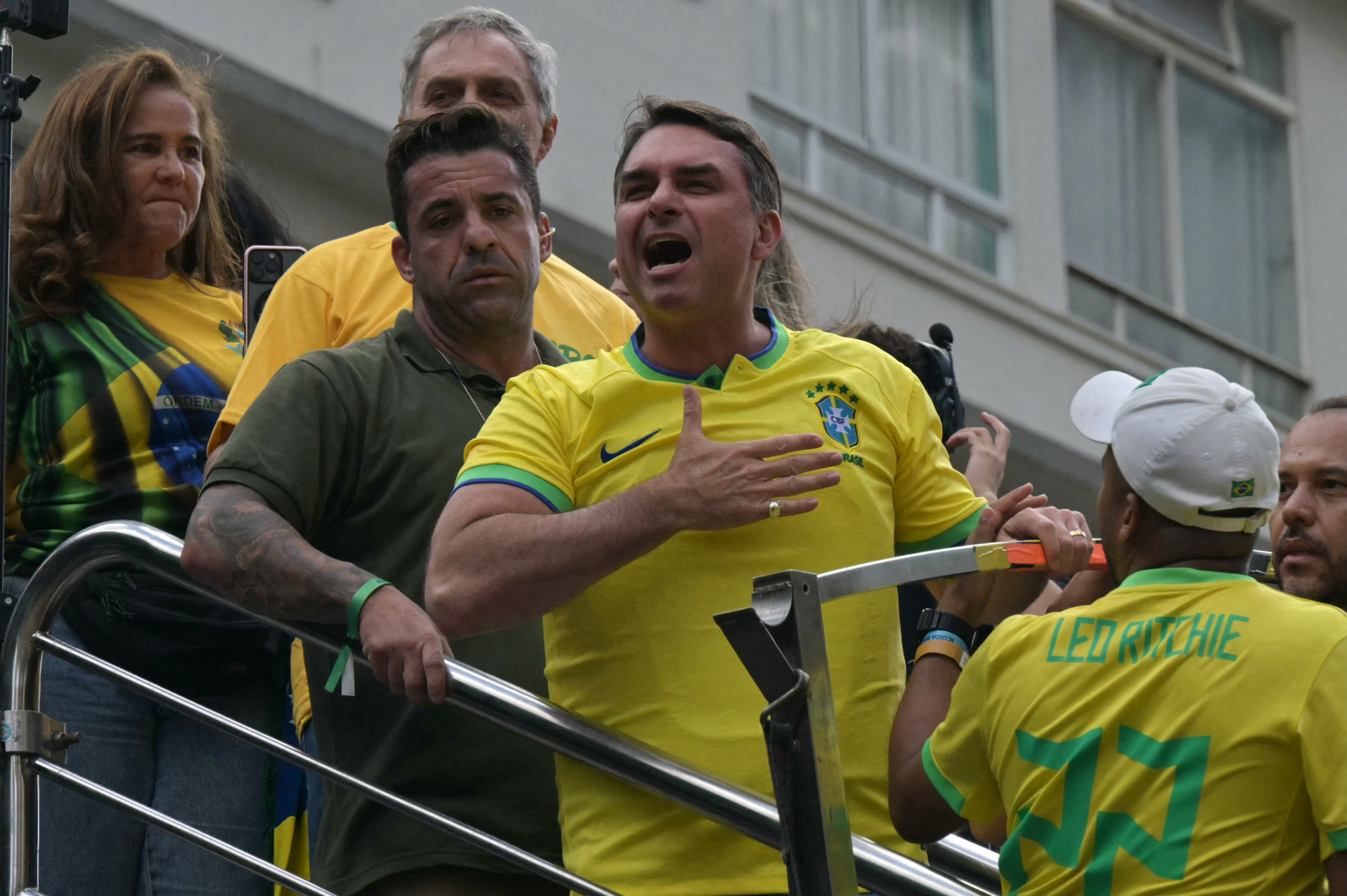 O único instituto que acertou no 1º turno dá vitória folgada de Flávio