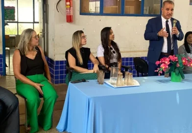 MP vistoria serviços de educação e segurança pública em Corrente