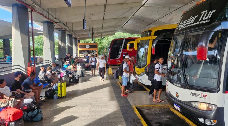 Eleitores no Piauí poderão voltar de ônibus sem pagar até as 24h de segunda-feira (26)